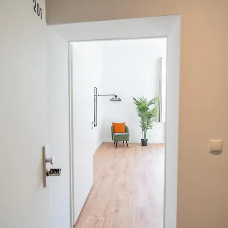 アパート Honeybee