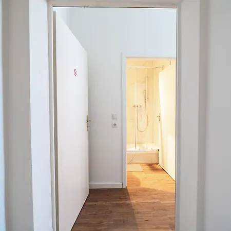 Apartment Nahe Altstadt | Kueche & Waschmaschine
