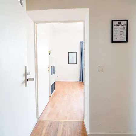 Honeybee Apartament *