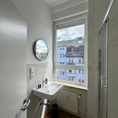 Apartment Nahe Altstadt | Kueche & Waschmaschine Apartman *