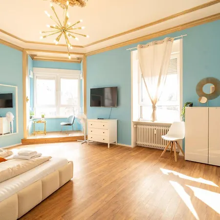 Apartment Nahe Altstadt | Kueche & Waschmaschine