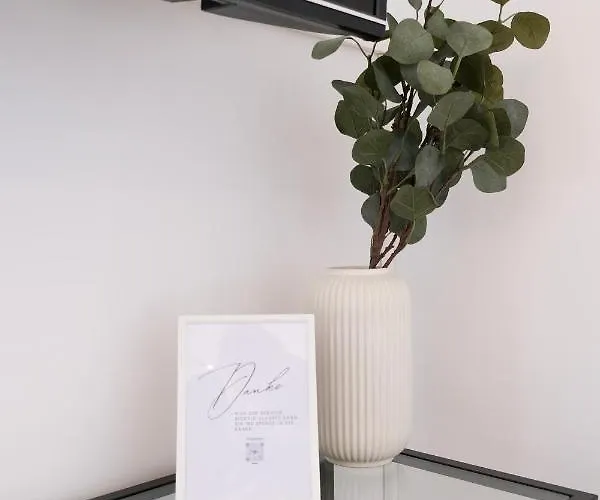 Honeybee * Koblenz (Rhineland-Palatinate)