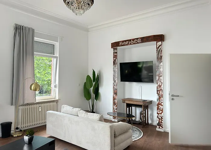 Honeybee * Koblenz (Rhineland-Palatinate)